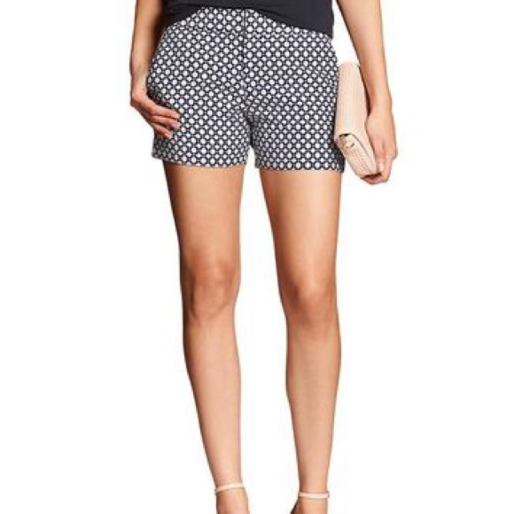 Banana Republic Hampton fit navy polka dot shorts